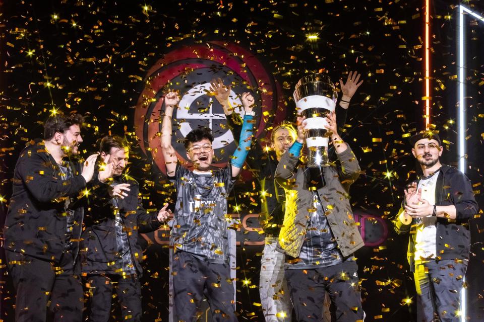 草根战队逆袭夺冠,展示崛起中的电竞新力量的简单介绍 草根战队逆袭夺冠,展示崛起中的电竞新力量的简单介绍