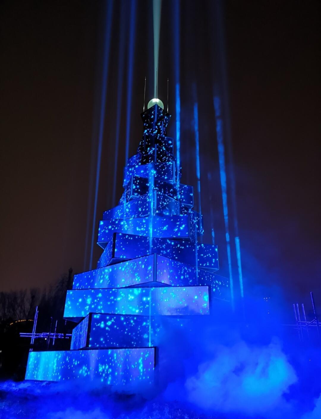 包含城市夜空激光划水,科技与运动的梦幻结合的词条 包含城市夜空激光划水,科技与运动的梦幻结合的词条